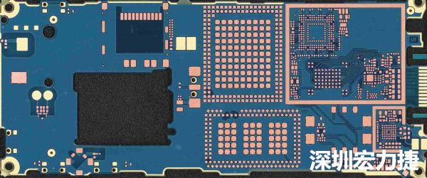 手機可用的PCB空間相當(dāng)小，而1片式的設(shè)計是節(jié)省成本的作法，如何做到區(qū)隔不同子系統(tǒng)、降低雜訊干擾，是設(shè)計關(guān)鍵。