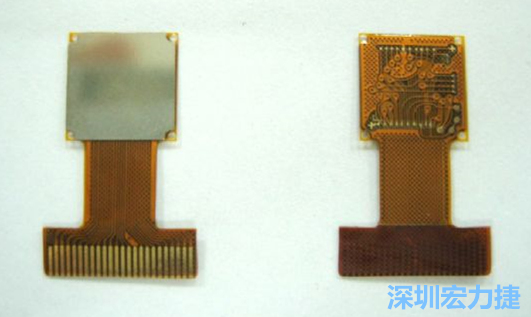 FPC可設(shè)計的電路復(fù)雜度與密度，比PCB遜色，但可適應(yīng)結(jié)構(gòu)的彈性結(jié)構(gòu)，成為電子產(chǎn)品設(shè)計重點(diǎn)。