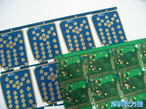 PBC與HDI等硬質(zhì)載板因應(yīng)不同構(gòu)型的結(jié)構(gòu)組裝需求，能做的彈性設(shè)計有限，必須搭配FPC軟板進(jìn)行整合設(shè)計。