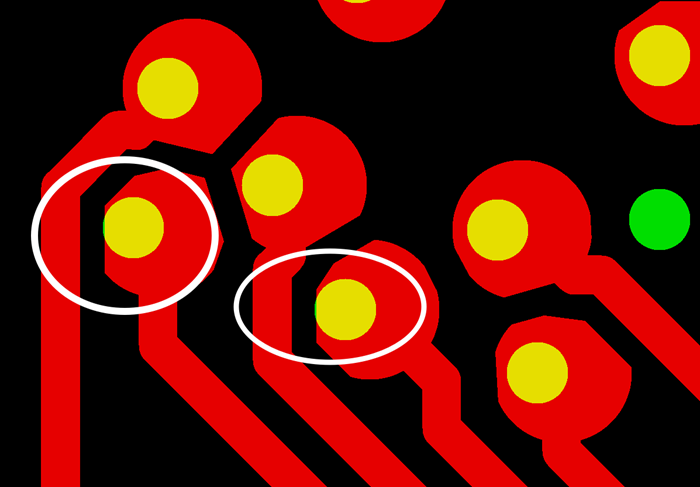 PCB生產(chǎn)會(huì)產(chǎn)生同一方向性的小小量偏移，焊盤被削的方向無規(guī)則，最惡劣的情況還會(huì)出現(xiàn)個(gè)別孔破焊環(huán)